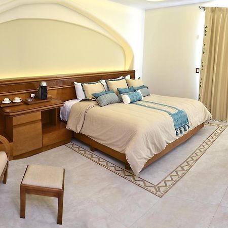 Palmas Hotel & Spa 伊斯米基尔潘 外观 照片